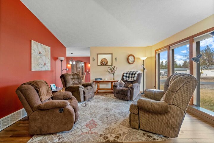 Property Photo:  4620 E Handy Rd  WA 99005 