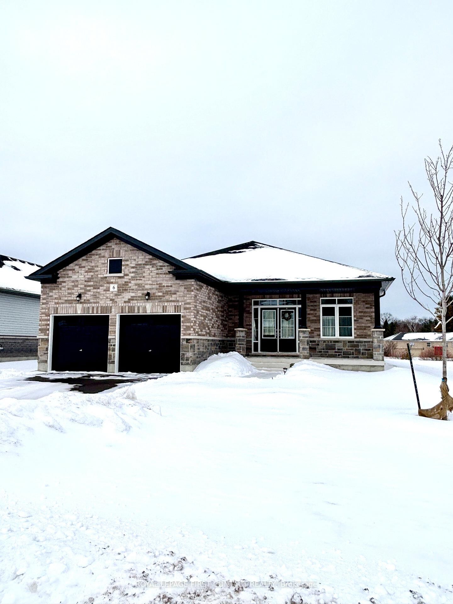 Property Photo: 6 Misty Ridge Road ON L9Z 0R8