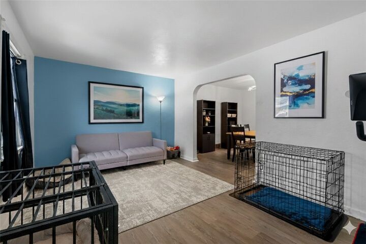 Property Photo: 369 Maytide St PA 15227