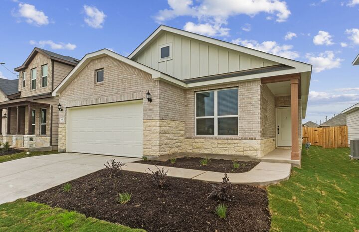 Property Photo: 342 Begonia Street TX 78610