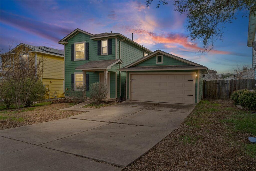 Property Photo:  12209 Briarcreek Loop  TX 78653 