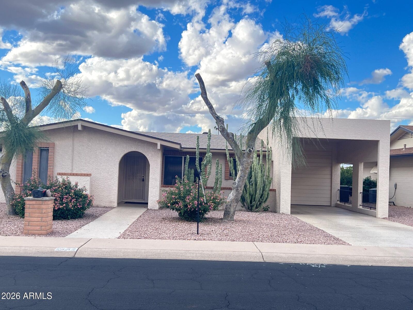 Property Photo: 2152 N Stockton Place AZ 85215