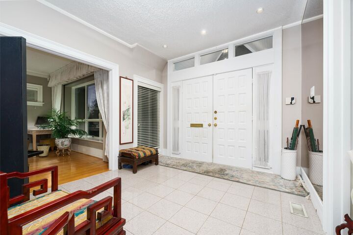 Property Photo: 1450 W 40th Avenue BC V6M 1V6
