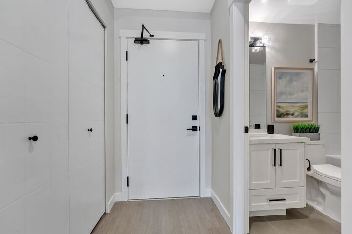 Property Photo: 12143 223 Street 216 BC V2X 5Y6