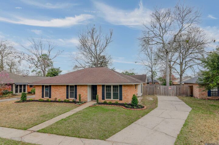 Property Photo: 16937 Ticonderoga Ave LA 70817