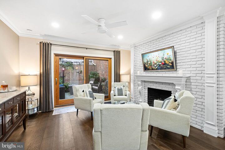 Property Photo:  409 S 13th Street  PA 19147 