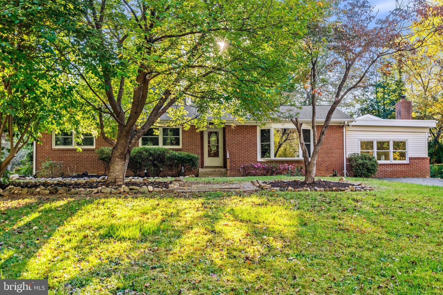 Property Photo:  6741 Maxwell Avenue  VA 20187 