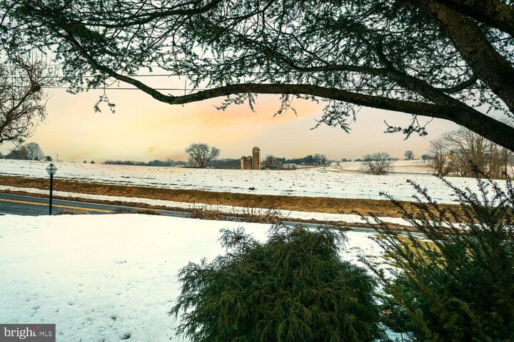 Property Photo:  40 Harvest Road  PA 17602 