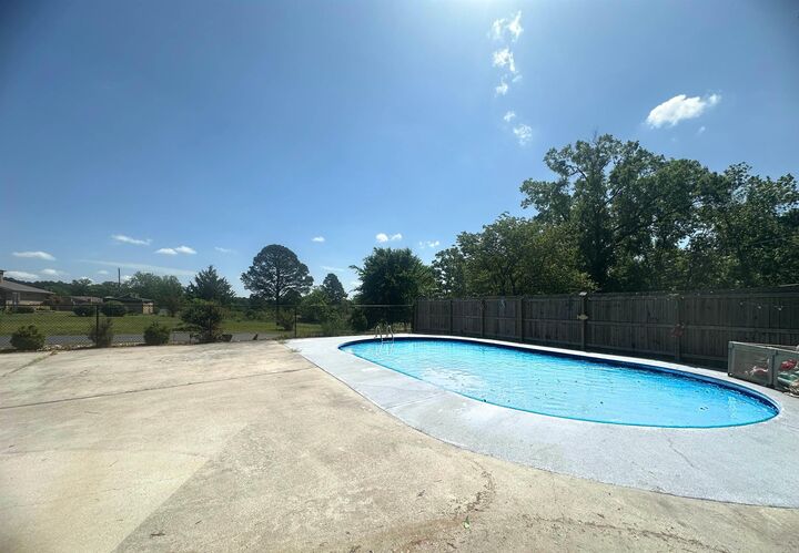 Property Photo:  104 Rainbow Lane  AR 71913 