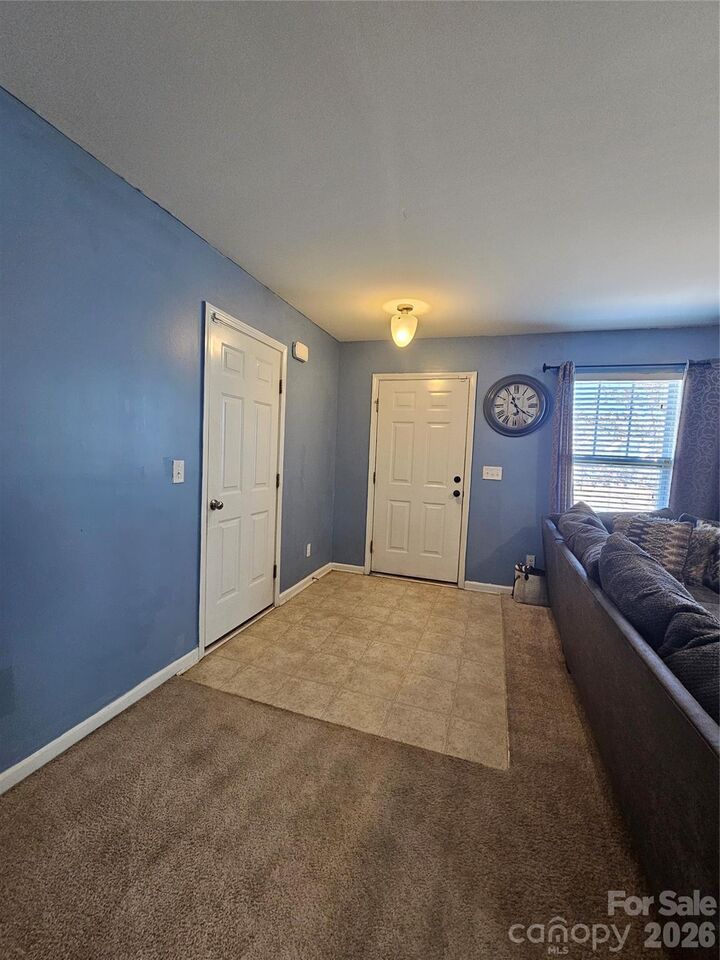 Property Photo: 10703 Derryrush Drive NC 28213