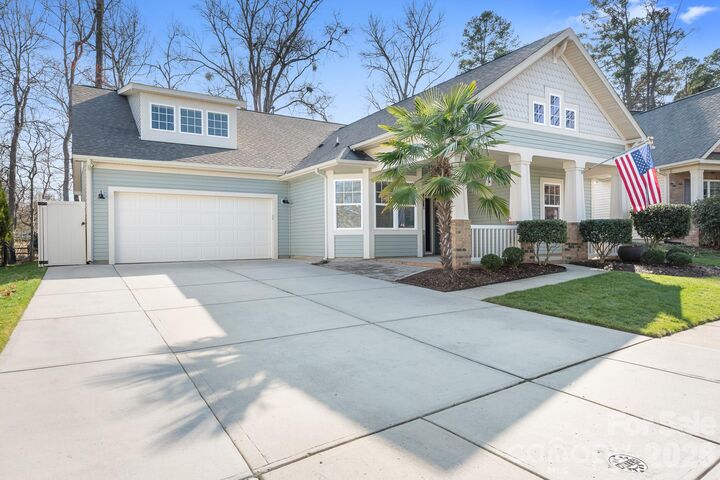 Property Photo: 14430 Colonial Park Drive NC 28078