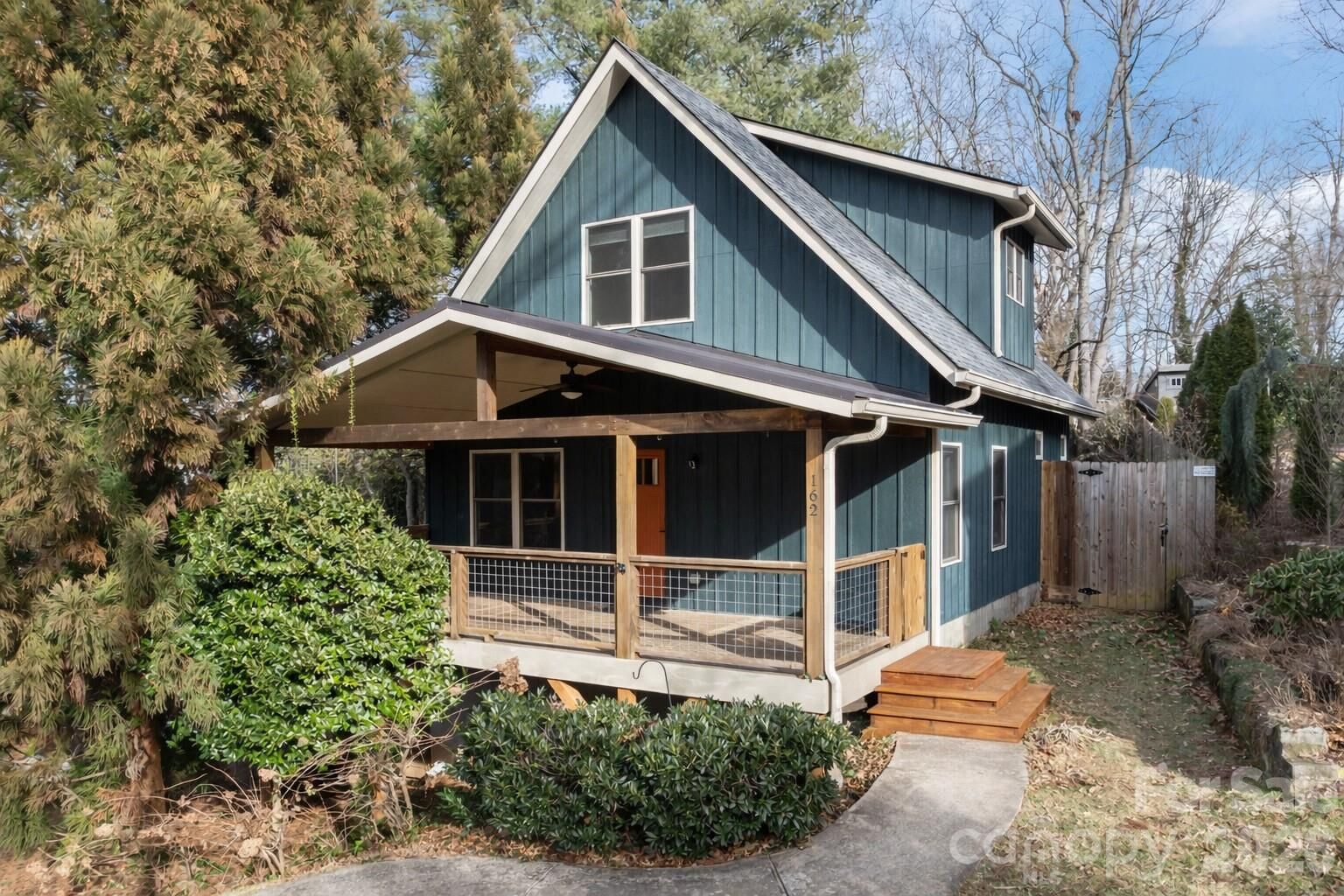 Property Photo: 162 Deaver Street NC 28806