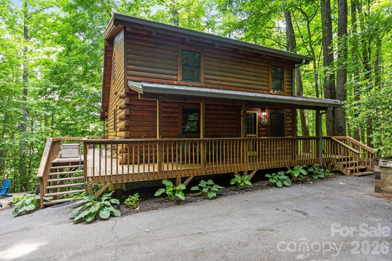 Property Photo: 83 Log Cabin Drive NC 28751