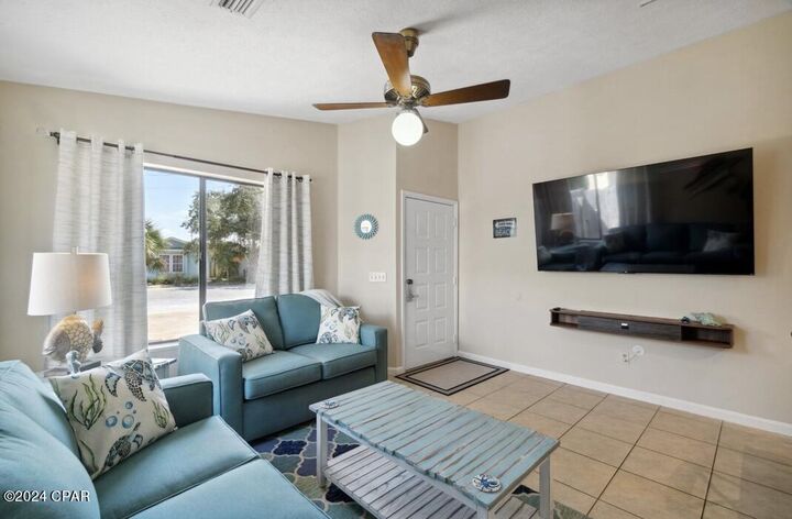 Property Photo:  5807 Sunset Avenue B  FL 32408 