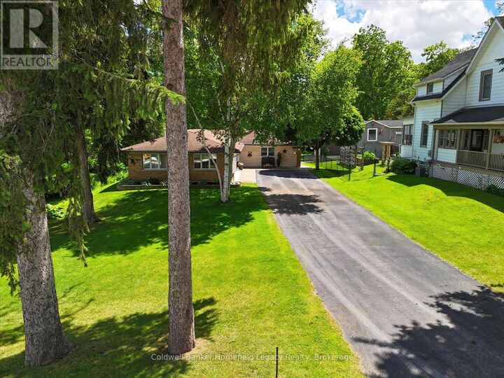 Property Photo: 120 Jones Street West ON N4X 1B8