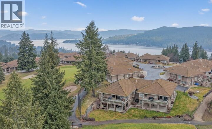 Property Photo: 2550 Golf Course Drive 6 BC V0E 1H1