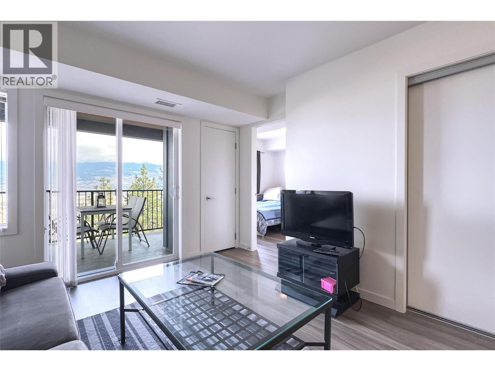 Photo de la propriété:  775 Academy Way 218  BC V1V 0A5 