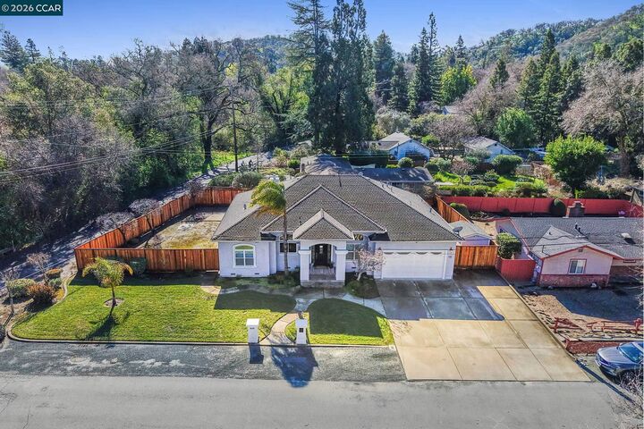 Property Photo: 640 Brackman Lane CA 94553