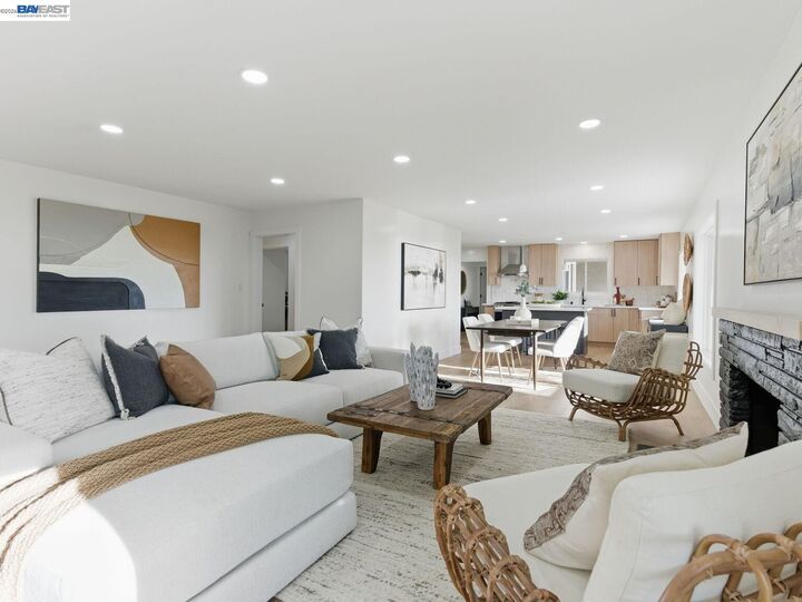 Property Photo: 51 Franciscan Way CA 94707