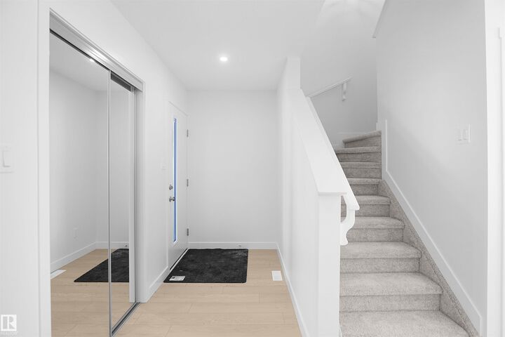 Property Photo:  8891 Carson Way SW  AB T6W 5H8 