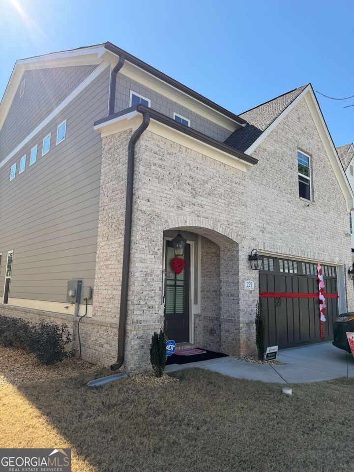 Property Photo: 229 Scottsdale Drive GA 30064