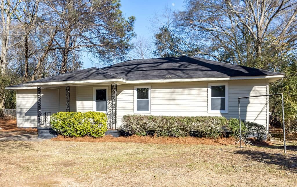 Property Photo:  5616 Morris Avenue  GA 31904 