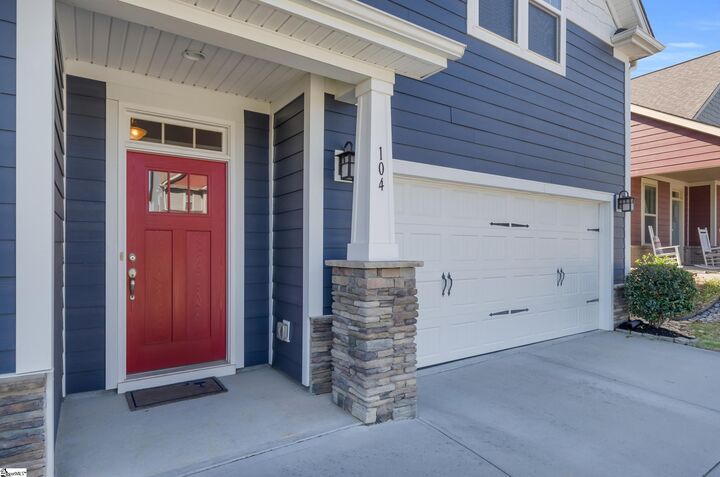 Property Photo: 104 Mare'S Head Place SC 29687