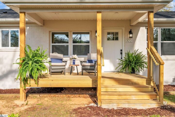 Property Photo:  322 Piedmont Park Road  SC 29609 