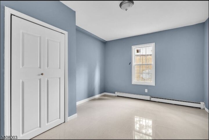 Property Photo:  568 Grove St  NJ 07111 