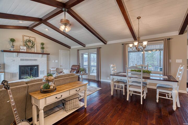 Property Photo: 1599 Country Road IN 47601