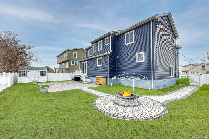 Property Photo:  72 W Marine Avenue  NY 11757 