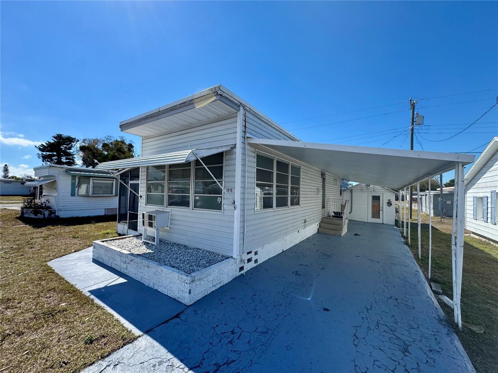 Property Photo: 1919 Pleasure Drive FL 34691