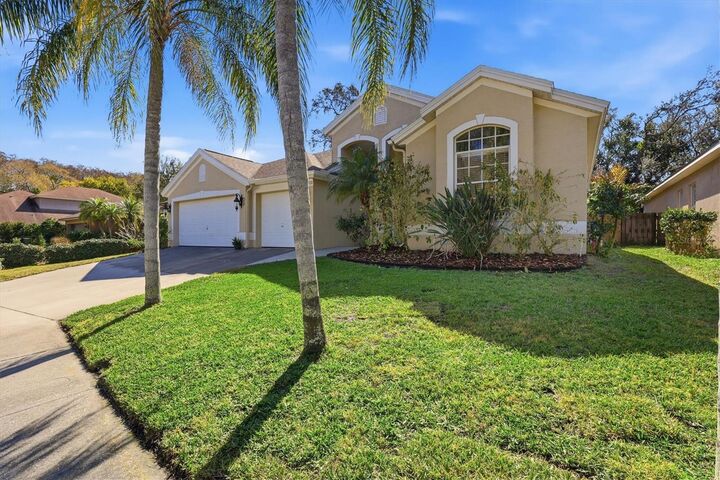 Property Photo:  328 Liam Avenue  FL 34689 
