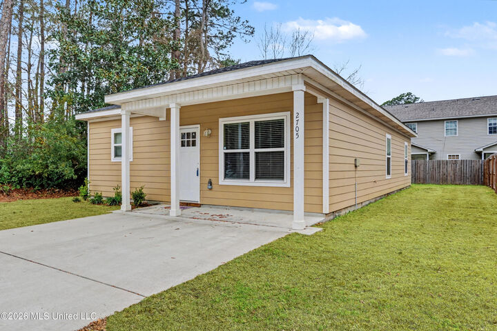Property Photo:  2705 N 11th Street  MS 39564 