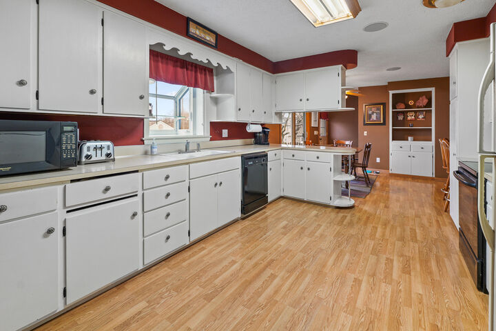 Property Photo:  225 Juneau St  WI 53032 