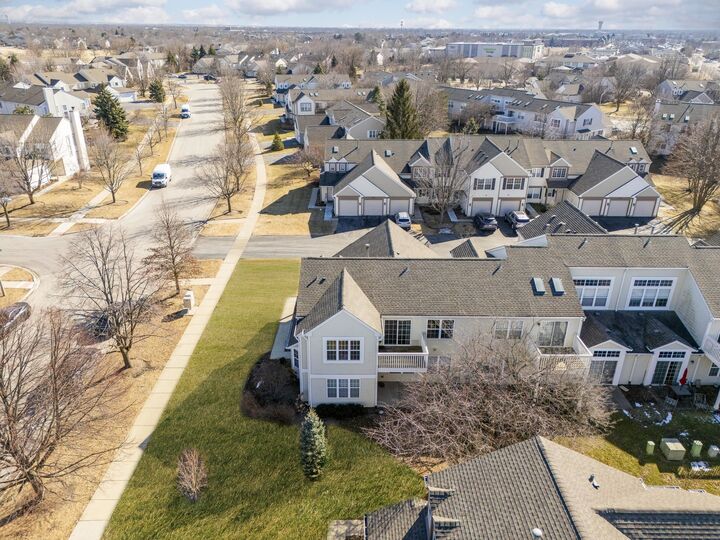 Property Photo: 2503 Sheehan Drive 201 IL 60564