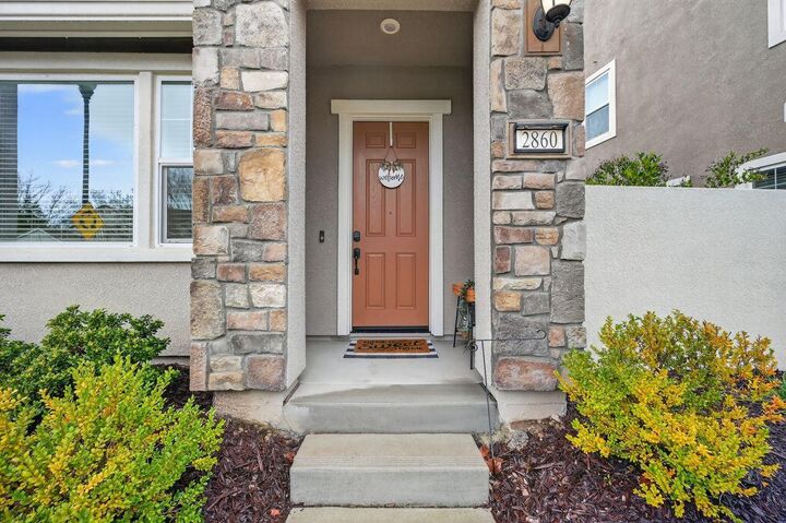 Property Photo:  2860 McCloud Way  CA 95747 