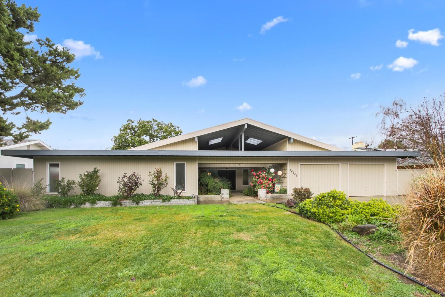Home for sale in El Macero: 44346 N El Macero Drive, El Macero, CA 95618
