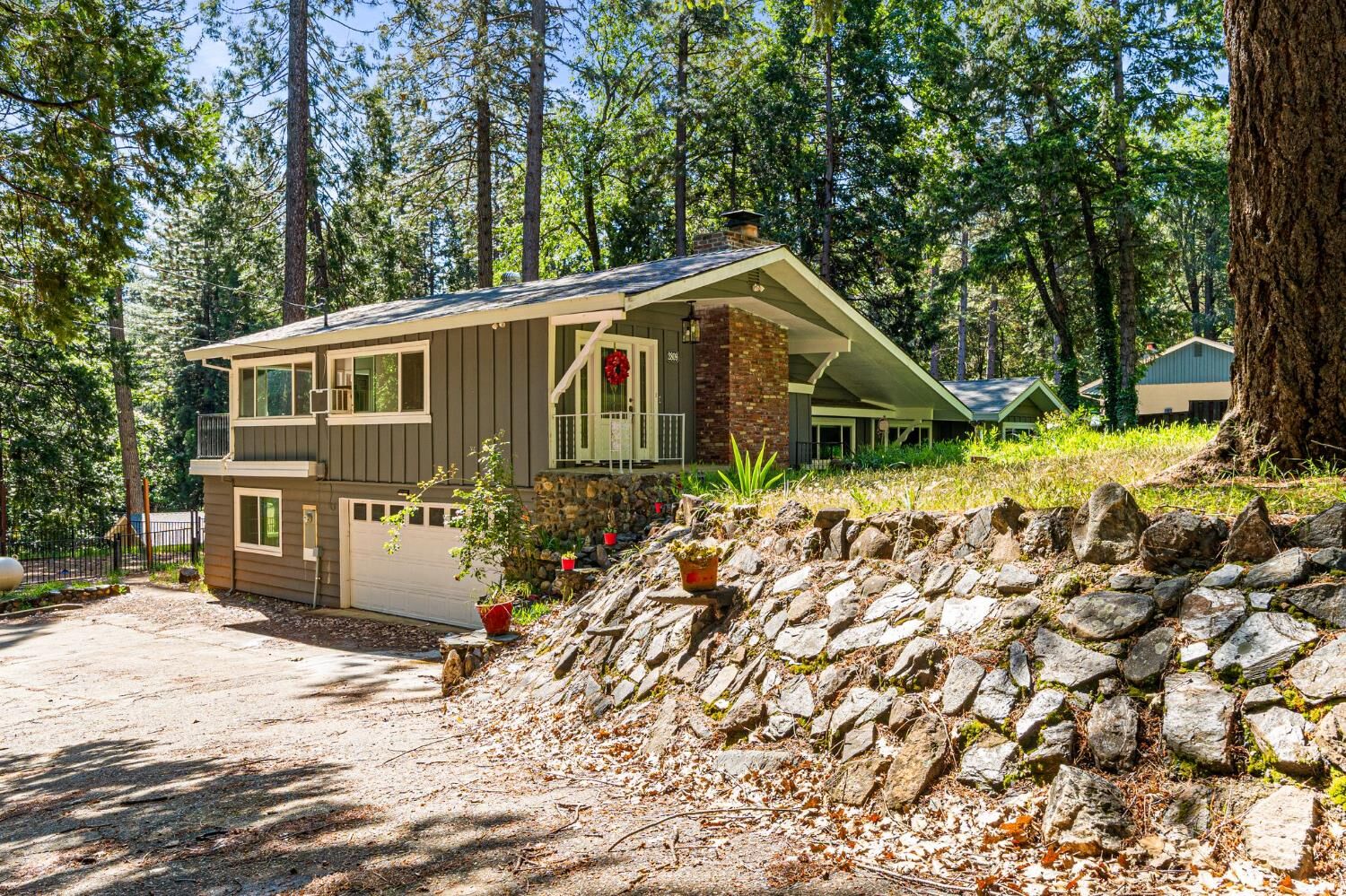 Property Photo:  2809 Gardella Lane  CA 95709 