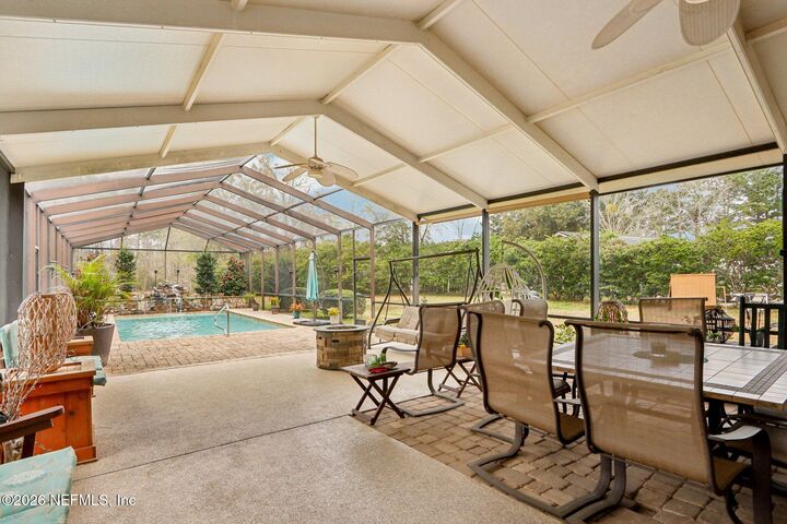 Property Photo: 98 Swimming Pen Drive FL 32068