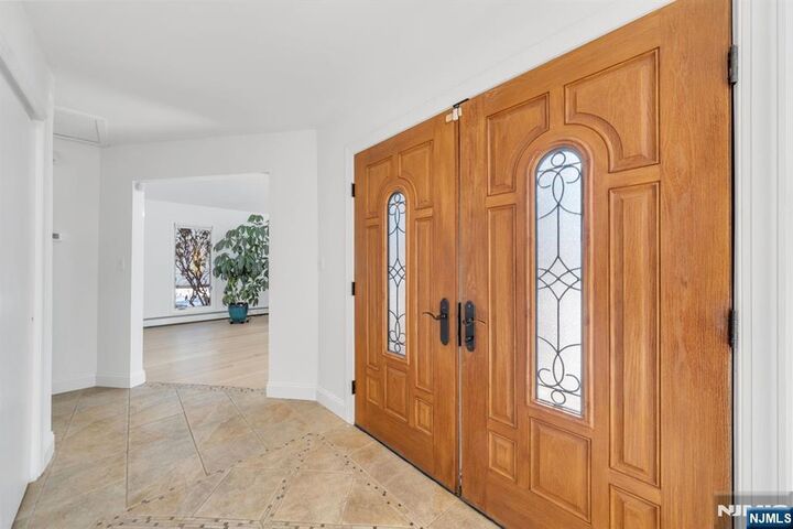 Property Photo: 14 Louisa Court NJ 07470