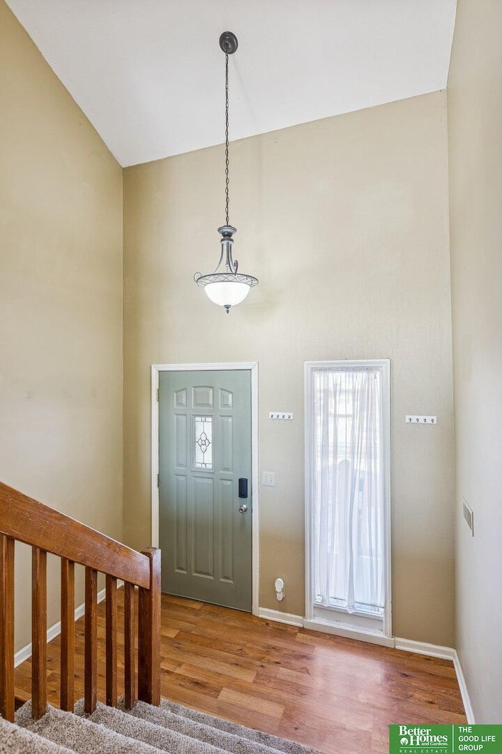 Property Photo:  1811 Brenda Drive  NE 68005 