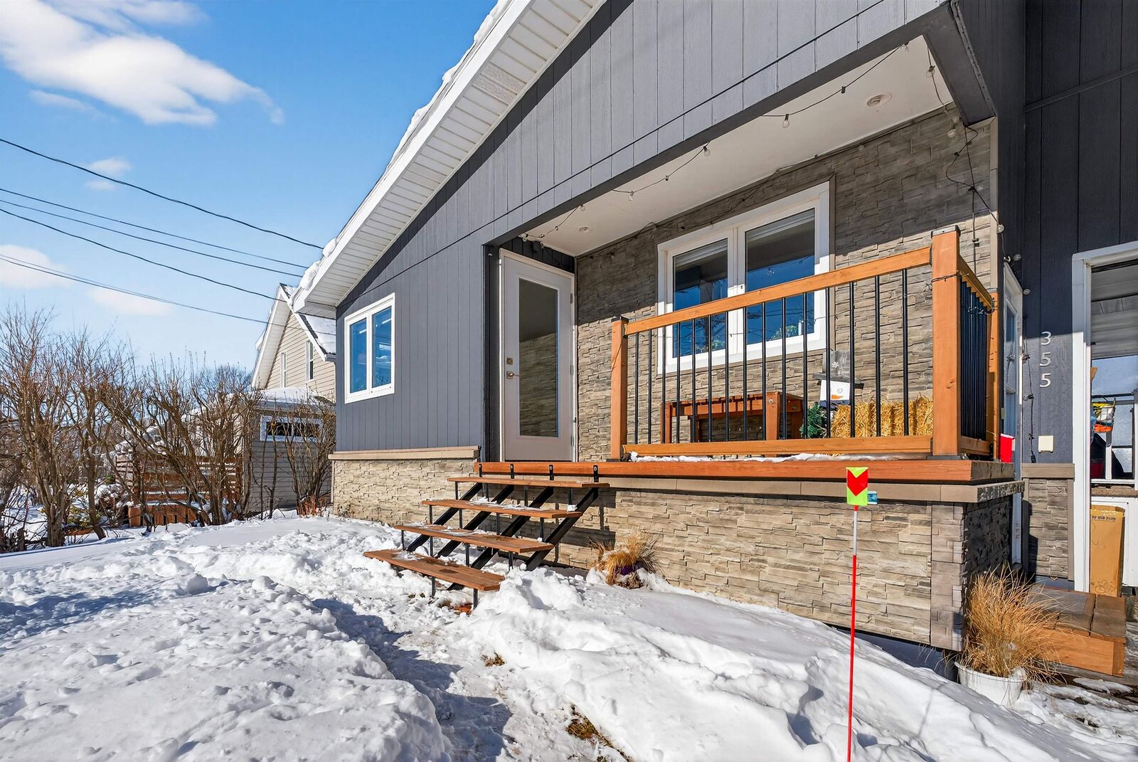 Property Photo: 355 Chestnut Avenue PE C1N 2E8