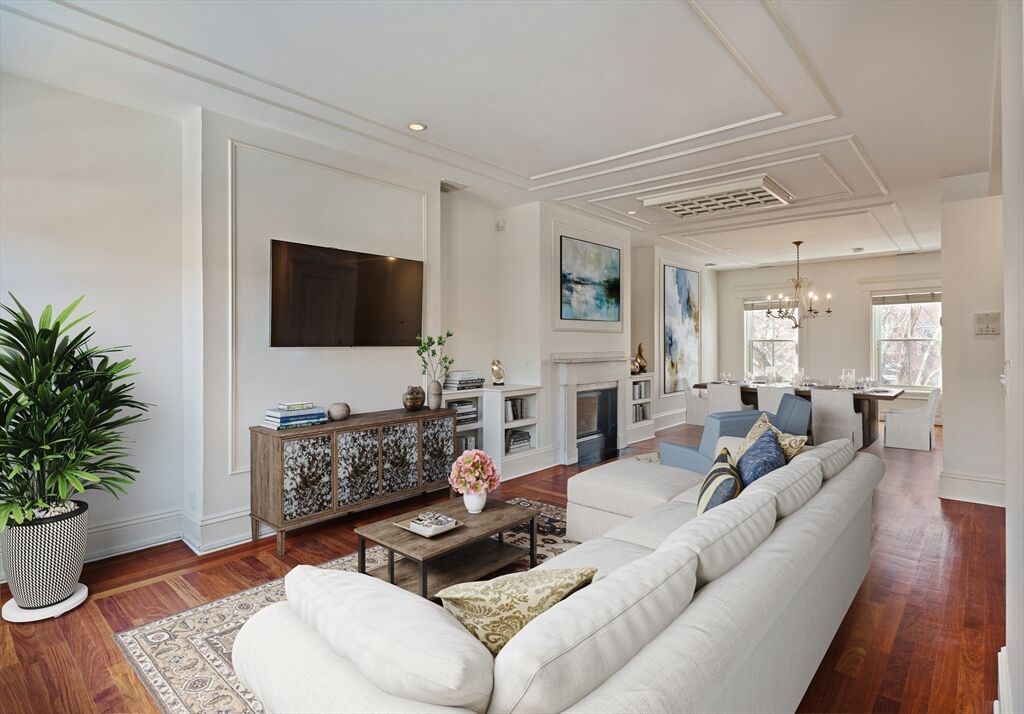 Property Photo: 65 Rutland St 3 MA 02118