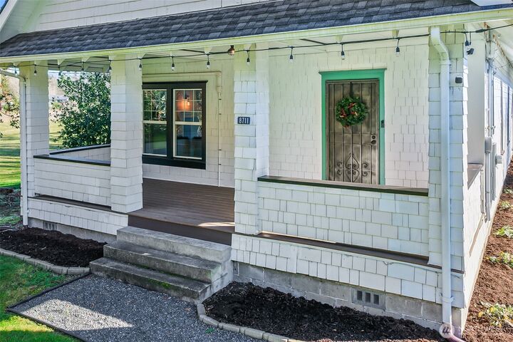 Property Photo:  8711  State Route 92  WA 98252 