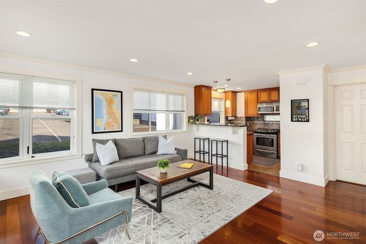 Property Photo:  3639  Phinney Avenue NE  WA 98103 