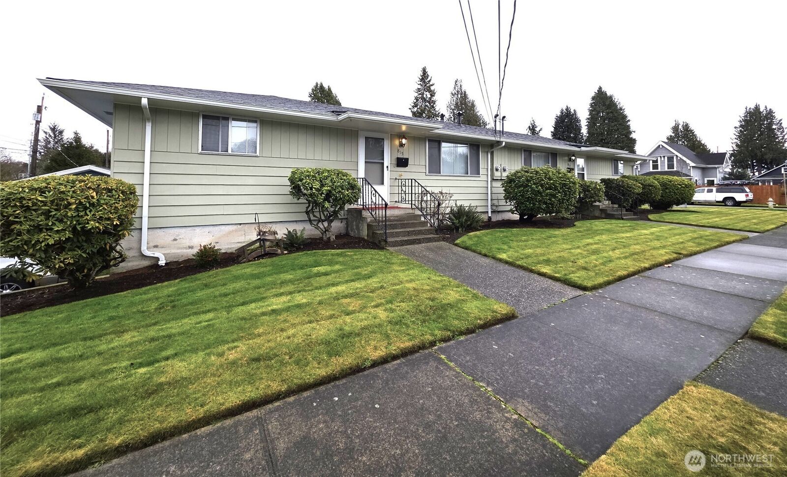 Property Photo:  815 S Alder Street  WA 98405 