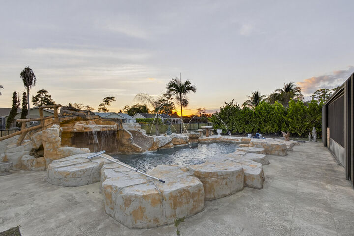 Property Photo:  14372 Blackberry Drive  FL 33414 