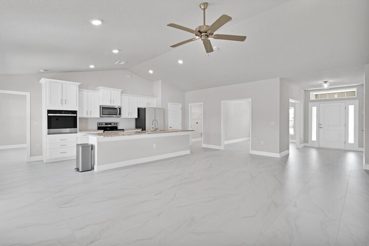 Property Photo:  170 Spring Valley Avenue  FL 32958 