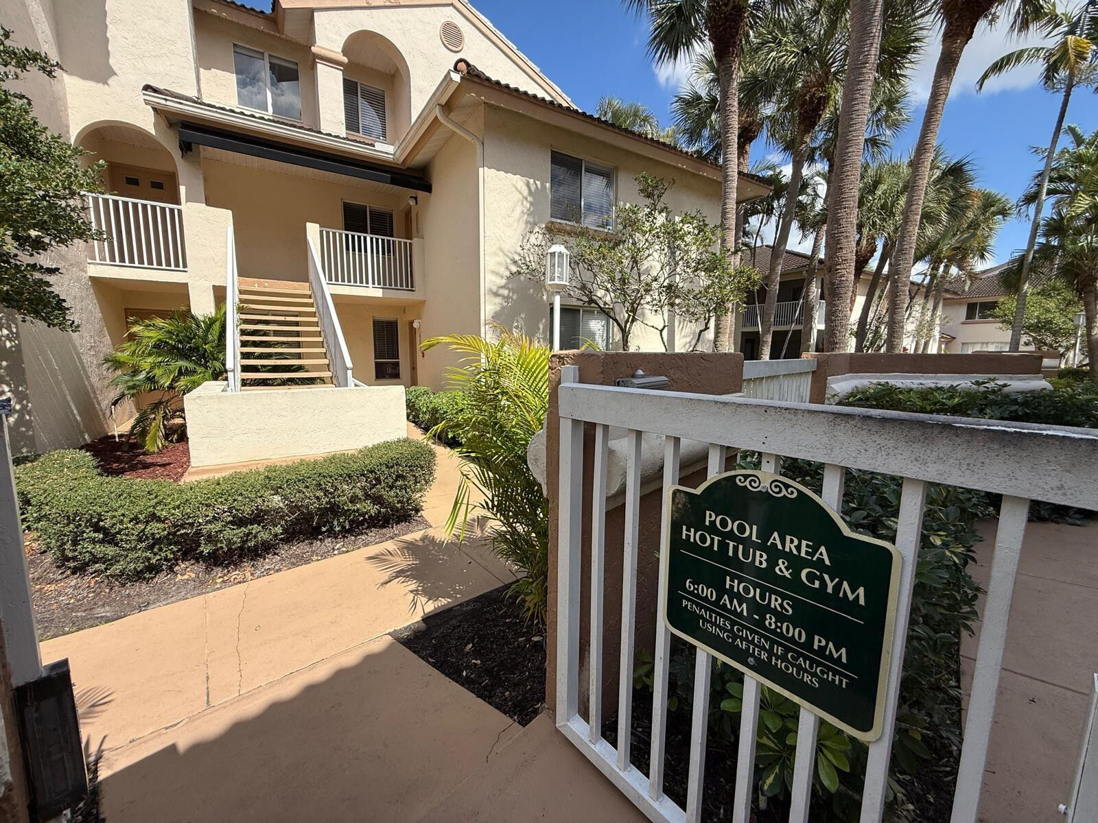 Property Photo: 16206 Glenmoor Drive 206 FL 33409